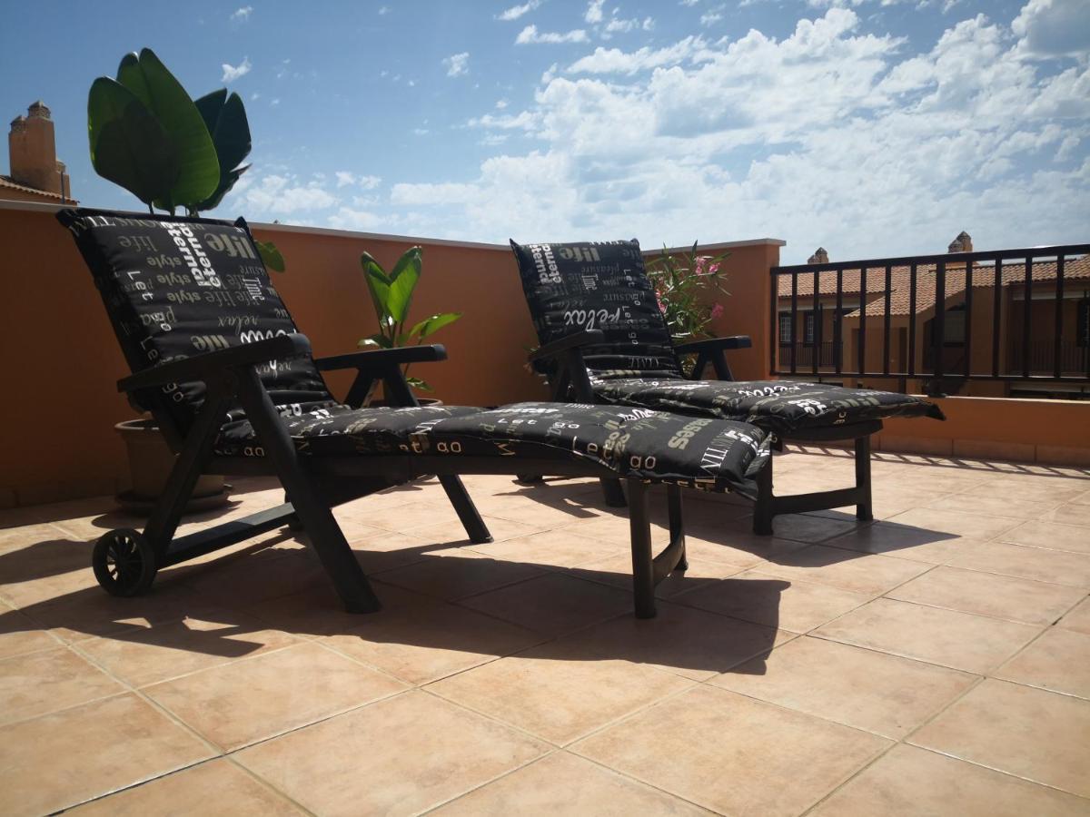 Marina De Casares Suites San Luis de Sabinillas Exterior foto